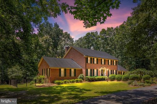 100 W River Bend Rd, FREDERICKSBURG, VA, 22407-2302 | Card Image