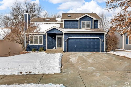 2921 Kensington Rd, Lawrence, KS, 66046-5452 | Card Image