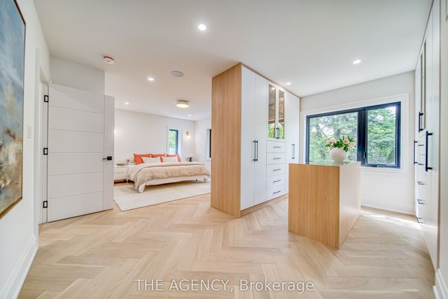 16 Duncannon Dr, House other with 5 bedrooms, 5 bathrooms and 4 parking in Toronto ON | Image 18