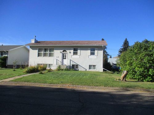 420 3rd Street Ne, Manning, AB, T0H2M0 | Card Image