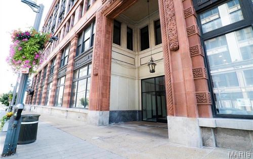 r417-1520 Washington Avenue, St Louis, MO, 63103 | Card Image