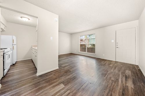 apt-5-2314 Parker Ln, Austin, TX, 78741-3831 | Card Image