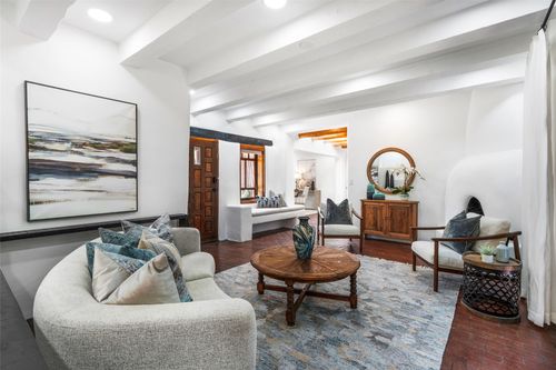 12-815 E Palace Ave, Santa Fe, NM, 87501-6400 | Card Image