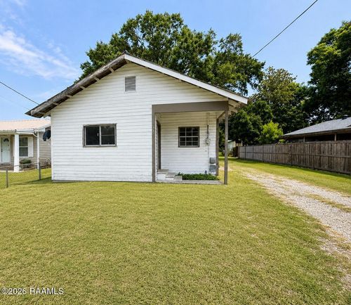1302 Walton St, New Iberia, LA, 70560-6032 | Card Image
