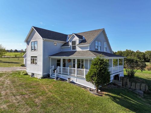 289 Mount Independence Rd, Orwell, VT, 05760-9787 | Card Image