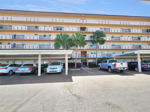 404o-3620 Ironwood Circle, BRADENTON, FL, 34209 | Card Image