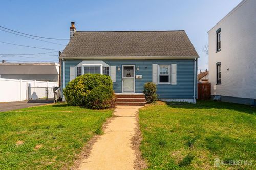 44 Lillian St, Fords, NJ, 08863-2107 | Card Image