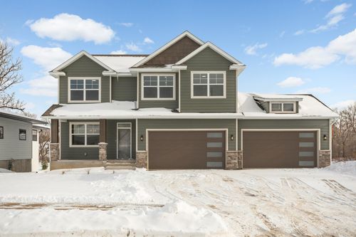 2164 Eustis St, Roseville, MN, 55113-3810 | Card Image