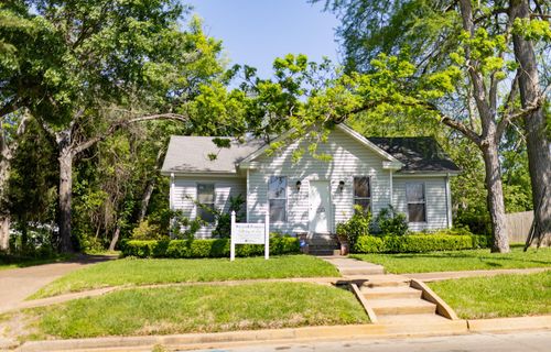 306 N 7th St, Crockett, TX, 75835-1620 | Card Image