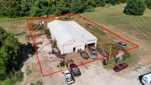 b-865 W Enterprise Lane, Nixa, MO, 65714 | Card Image
