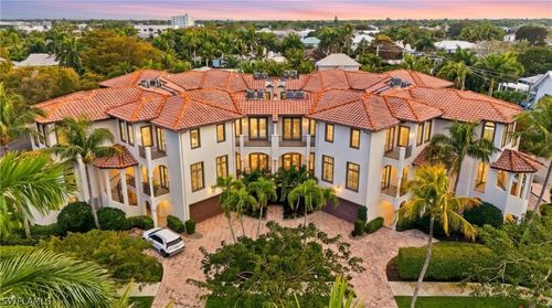 b1-1008 7th St S, NAPLES, FL, 34102-7333 | Card Image