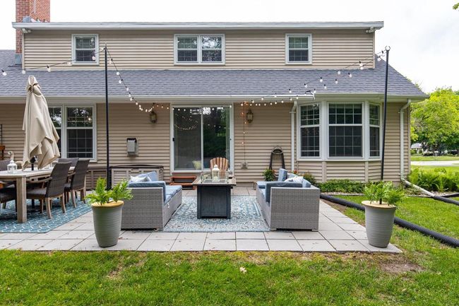 11 Meadowbrook Court, House other with 5 bedrooms, 5 bathrooms and null parking in GRAND CHUTE WI | Image 47