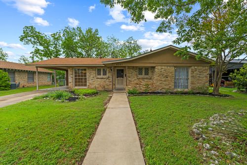 8301 Polar Drive, Austin, TX, 78757 | Card Image