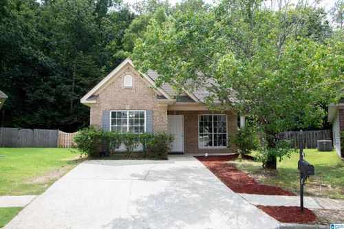 4000 Forest Lakes Rd, STERRETT, AL, 35147-8164 | Card Image
