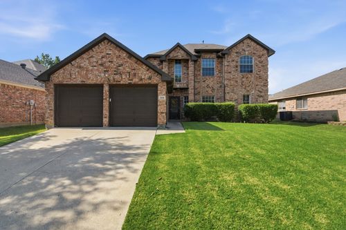 305 Ravenna Rd, Lake Dallas, TX, 75065-2389 | Card Image