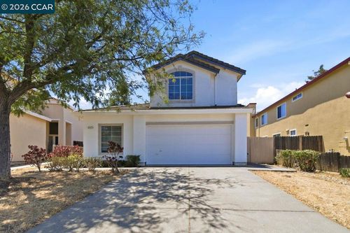 897 Sapphire Cir, Vacaville, CA, 95687-7851 | Card Image