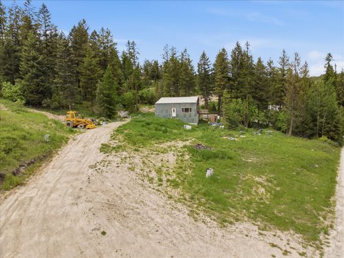 71 Smoke Ridge Rd, Kila, MT, 59920-8705 | Card Image