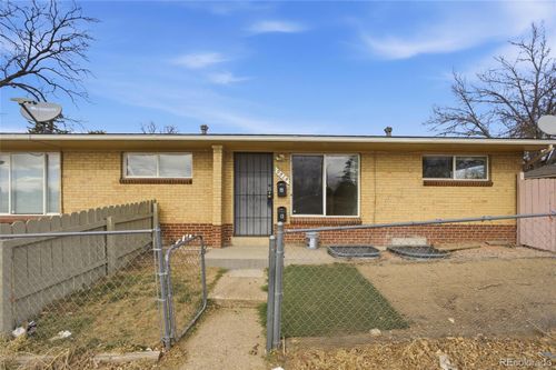 9501 E 11th Ave, Aurora, CO, 80010-3116 | Card Image