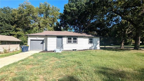 10427 Richmond Ave, Kansas City, MO, 64134-1959 | Card Image