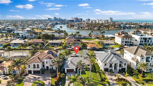 266 Egret Ave, NAPLES, FL, 34108-2164 | Card Image