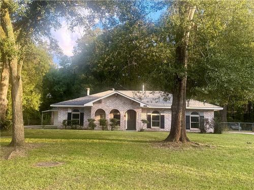 13070 Wallis St, Baton Rouge, LA, 70815-2930 | Card Image