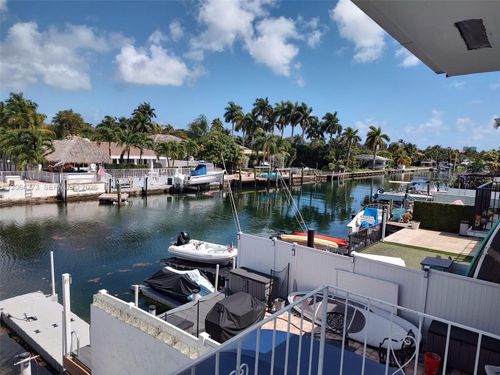 2061-2061 Ne 123rd St, North Miami, FL, 33181-2806 | Card Image