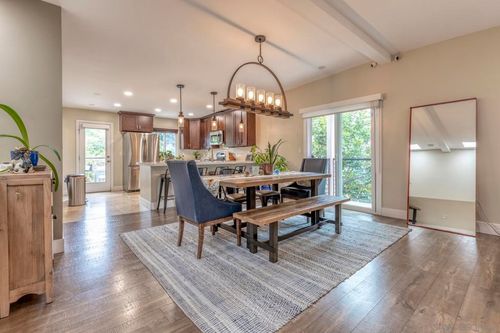3805 Keating St, San Diego, CA, 92110-1933 | Card Image