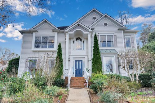 5105 Downing Creek Dr, Charlotte, NC, 28269-0366 | Card Image