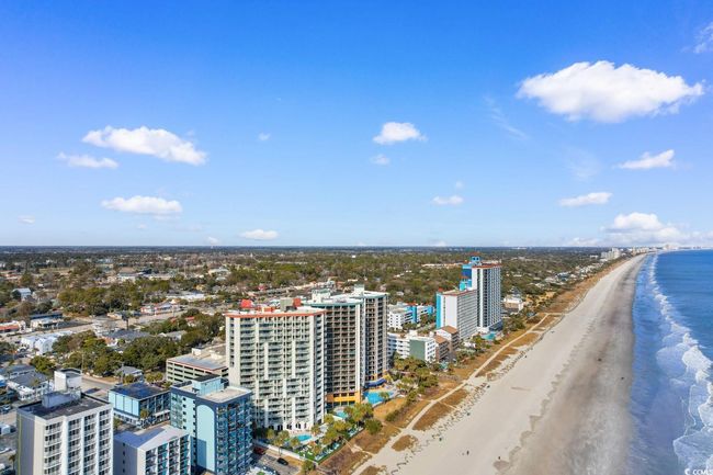18571860 - 2701 N Ocean Blvd, Condo with 2 bedrooms, 2 bathrooms and null parking in Myrtle Beach SC | Image 28