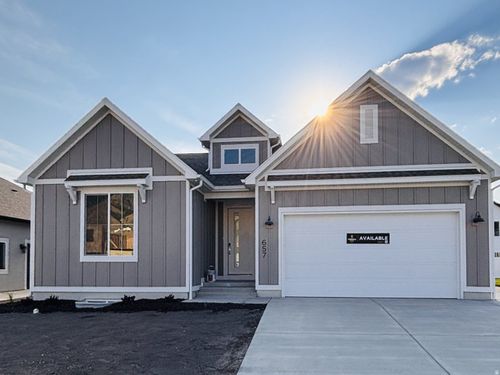 657 N 200 E, Providence, UT, 84332-3512 | Card Image