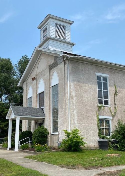 306 Main St, Rising Sun, IN, 47040-1131 | Card Image