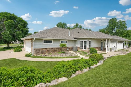 2212 Sw 35th St, Ankeny, IA, 50023-5902 | Card Image