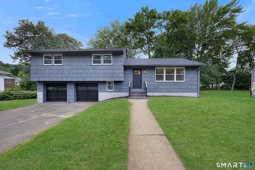 37 Skyview Ln, Waterbury, CT, 06708-1512 | Card Image