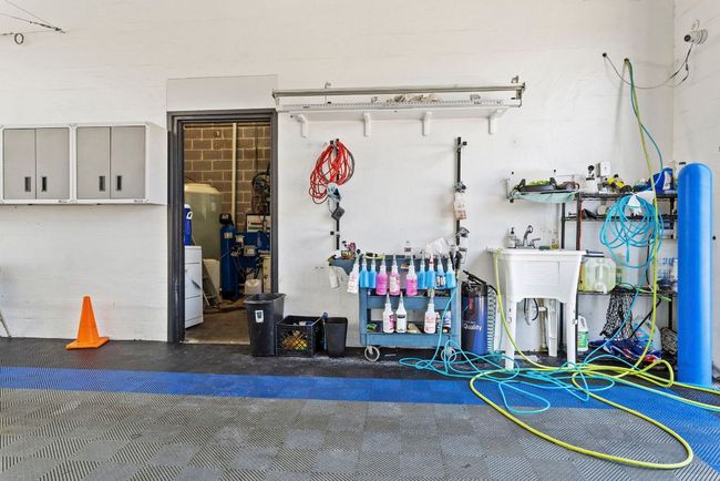 View of garage | Image 19