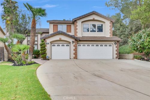 3061 Diamond View Cir, Corona, CA, 92882-7954 | Card Image