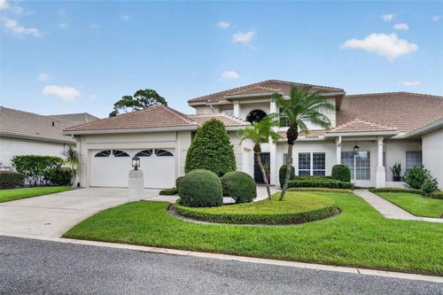 2422 Sweetwater Country Club Dr, APOPKA, FL, 32712-2504 | Card Image