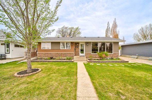 1216 Henderson Lake Blvd S, Lethbridge, AB, T1K3B7 | Card Image