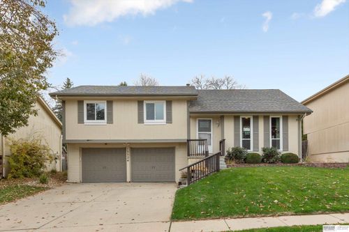 13524 Redwood St, Omaha, NE, 68138-6205 | Card Image