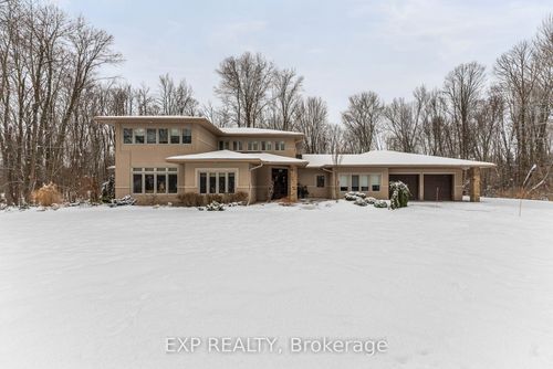 5759 Queenscourt Cres, Manotick, ON, K4M1K3 | Card Image