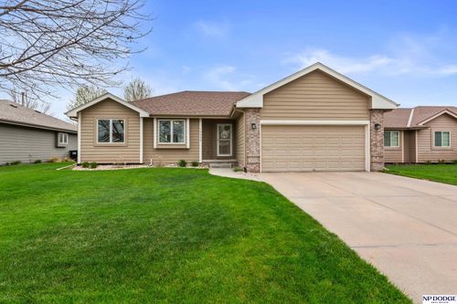 19024 Chandler Street, Omaha, NE, 68136 | Card Image