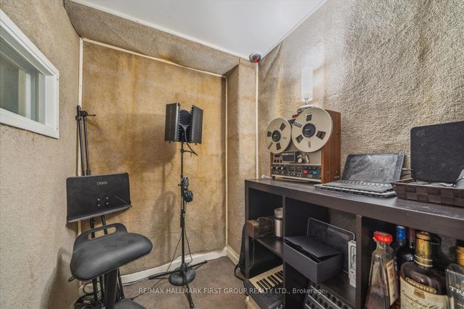 937 Pickering Beach Rd, House other with 5 bedrooms, 4 bathrooms and 4 parking in Ajax ON | Image 36