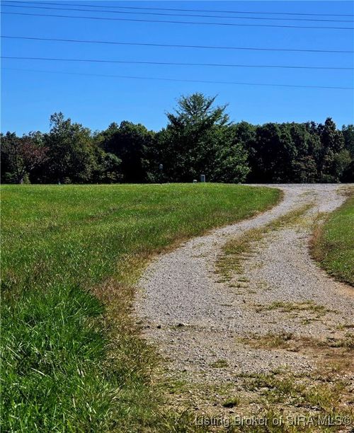 6145 N Highway 11 Se, Elizabeth, IN, 47117-9042 | Card Image