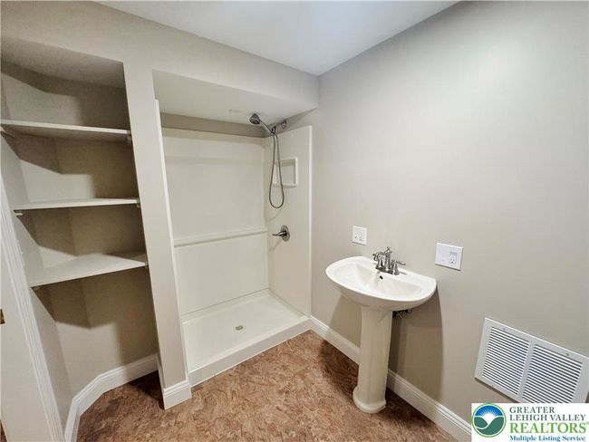 4620 Graystone Dr, House other with 4 bedrooms, 4 bathrooms and null parking in NAZARETH PA | Image 27
