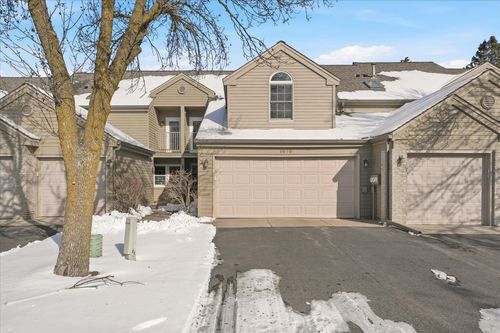 1676-1676 Rose Hill Cir, Saint Paul, MN, 55108-1300 | Card Image