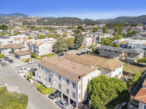 430 Pine Ave, Half Moon Bay, CA, 94019 | Card Image