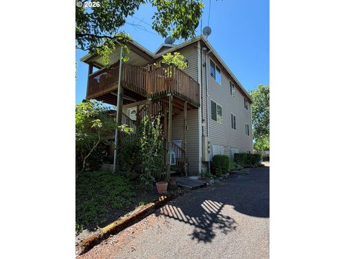 11722 Se Ankeny St, Portland, OR, 97216-3791 | Card Image