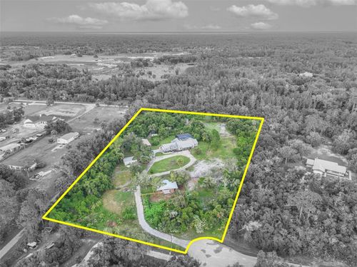 1690 Tallapoosa Dr, Geneva, FL, 32732-9002 | Card Image