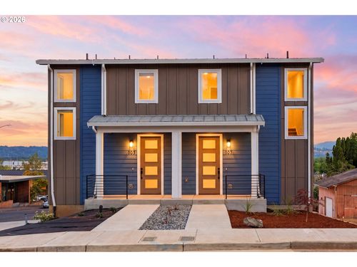 107 Se 3rd St, Troutdale, OR, 97060-2036 | Card Image