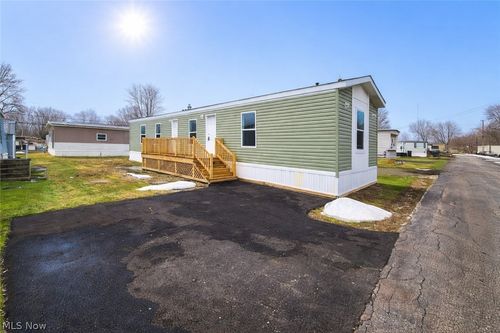 44 Eddie Road, Madison, OH, 44057 | Card Image