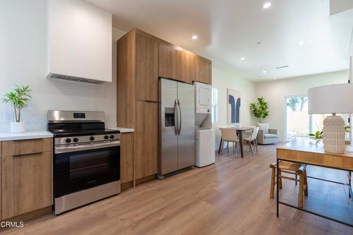 2222 1/2 Dorris Pl, Los Angeles, CA, 90031-1127 | Card Image